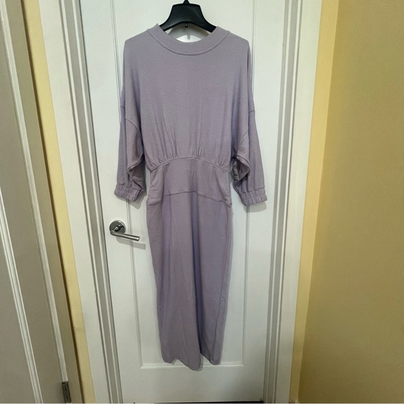 Free People Lavender Midi Dress with open back detail in XS - Picture 3 of 8